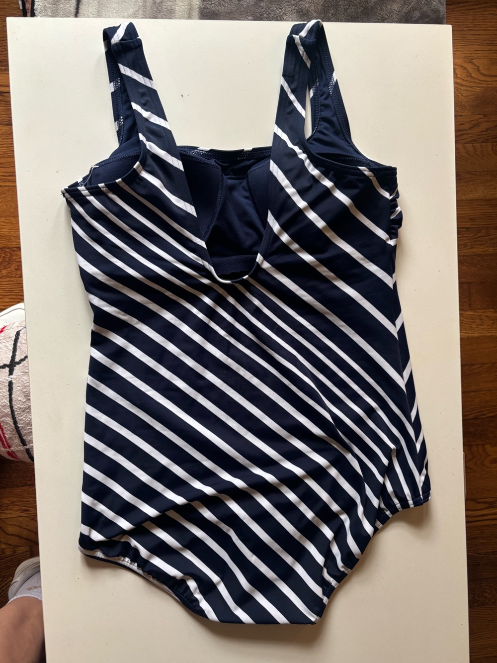 Lands End NEVER WORN size 12Women Navy and White Striped One-Piece Swimsuit - Picture 2 of 4